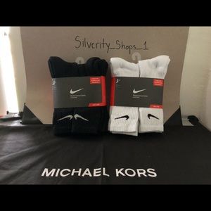 New men’s Nike Running socks bundle!!!